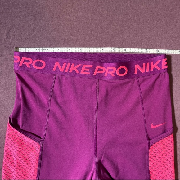 Nike Pro DRI-FIT High-waisted 7/8 Leggings, Pockets in Purple/Pink - Size Medium - Picture 3 of 6